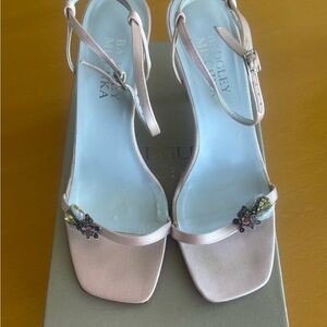 Badgley Mischka  pink satin w crystal shoes cosmopolitan.